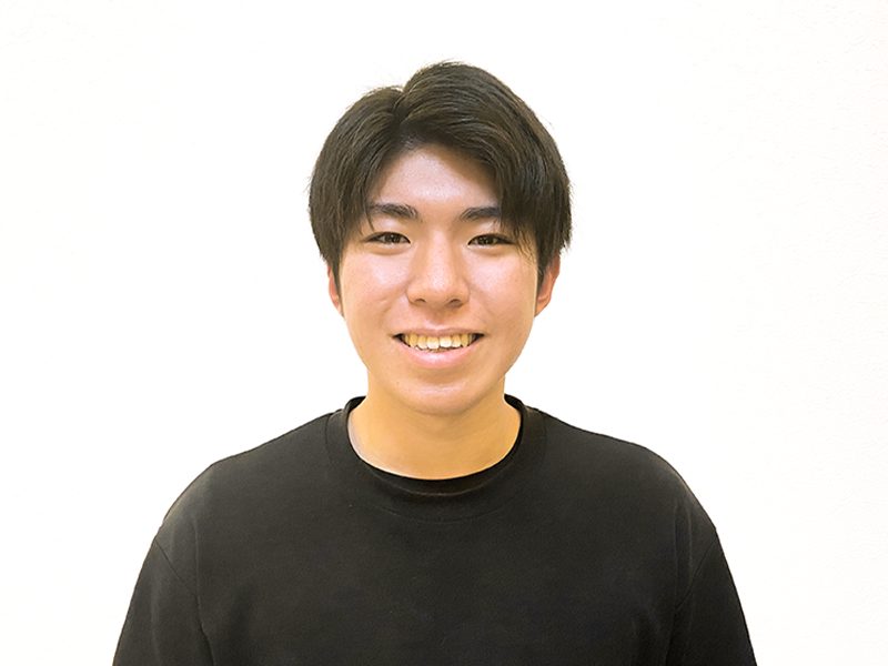 スタッフ紹介